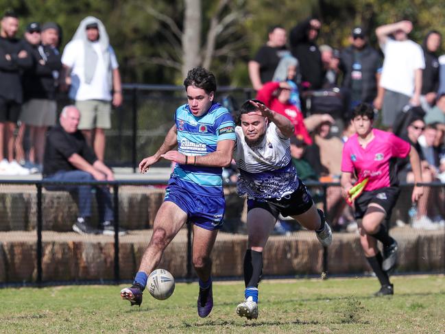 Miller Toetu'u puts through the grubber. Picture: Adam Wrightson Photography