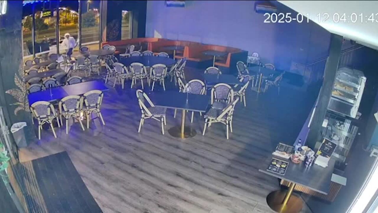 Moment thieves smash their way into Indian restaurant