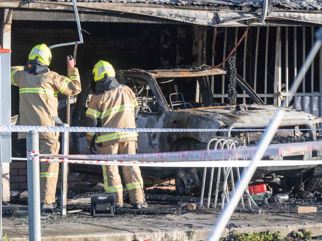 Meadow Heights milk bar destroyed in arson attack | Herald Sun