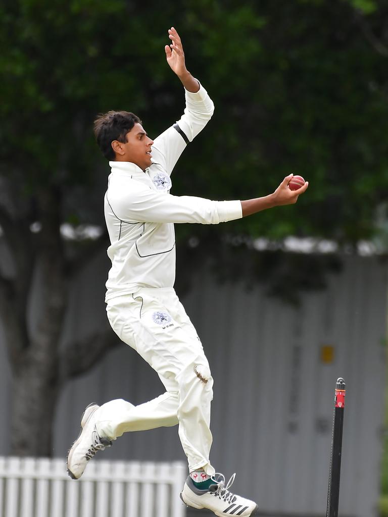 Brisbane Boys College bowler Javen D'souza GPS First XI cricket Terrace v Brisbane Boys College. Saturday February 5, 2022. Picture, John Gass