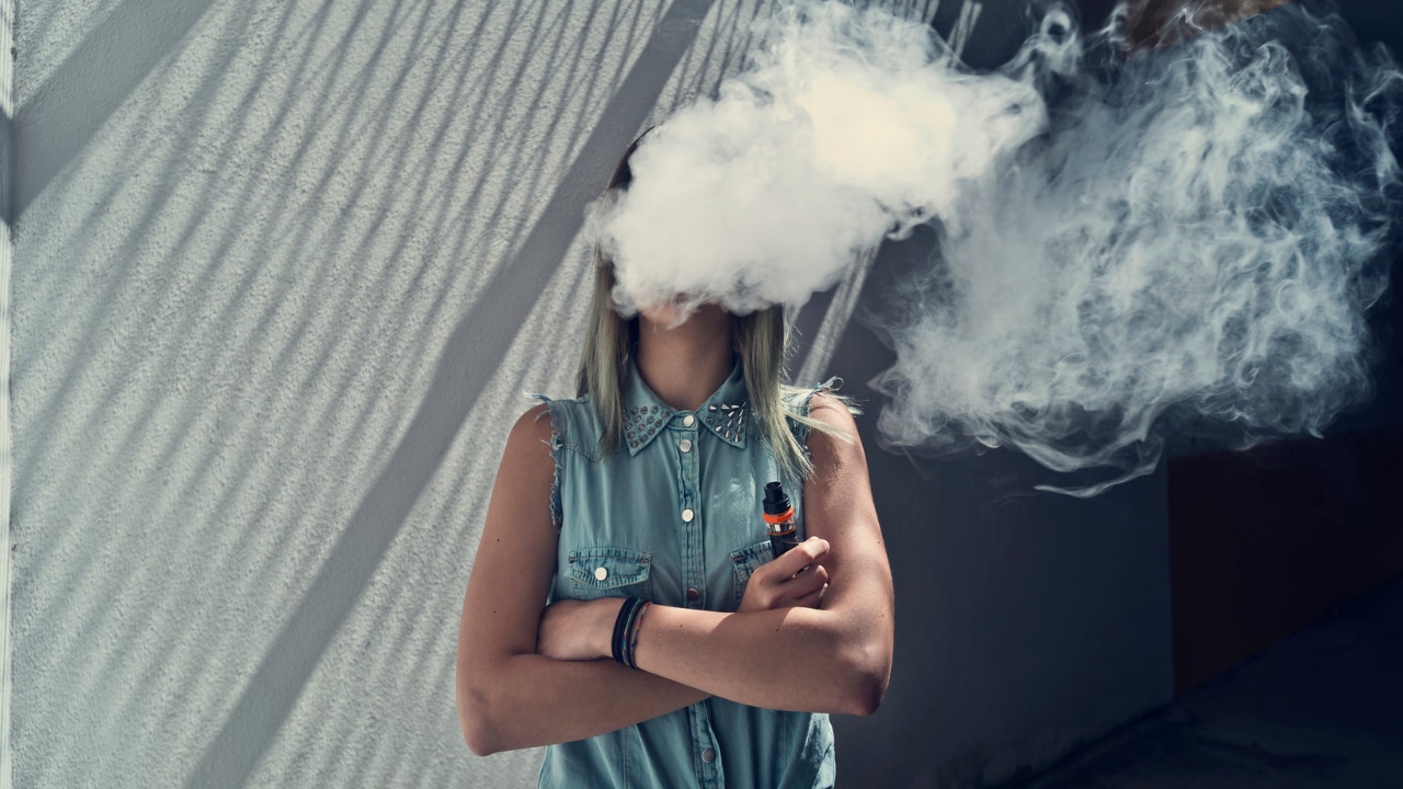 fyi-vaping-is-now-banned-in-australia-so-put-the-pen-down-body-soul