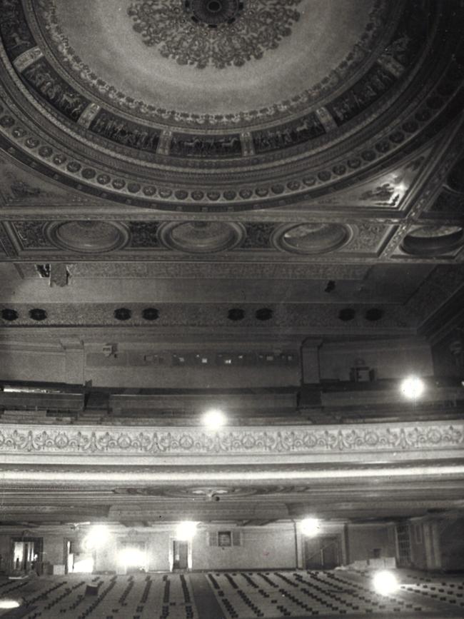 The Regent Theatre in 1976.