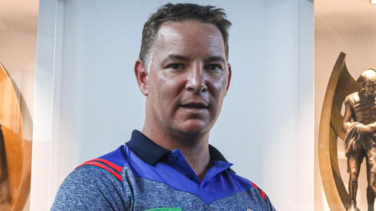 Newcastle Knights coach Adam O'Brien is auctioning a game-day experience to raise funds for the bushfire appeal.