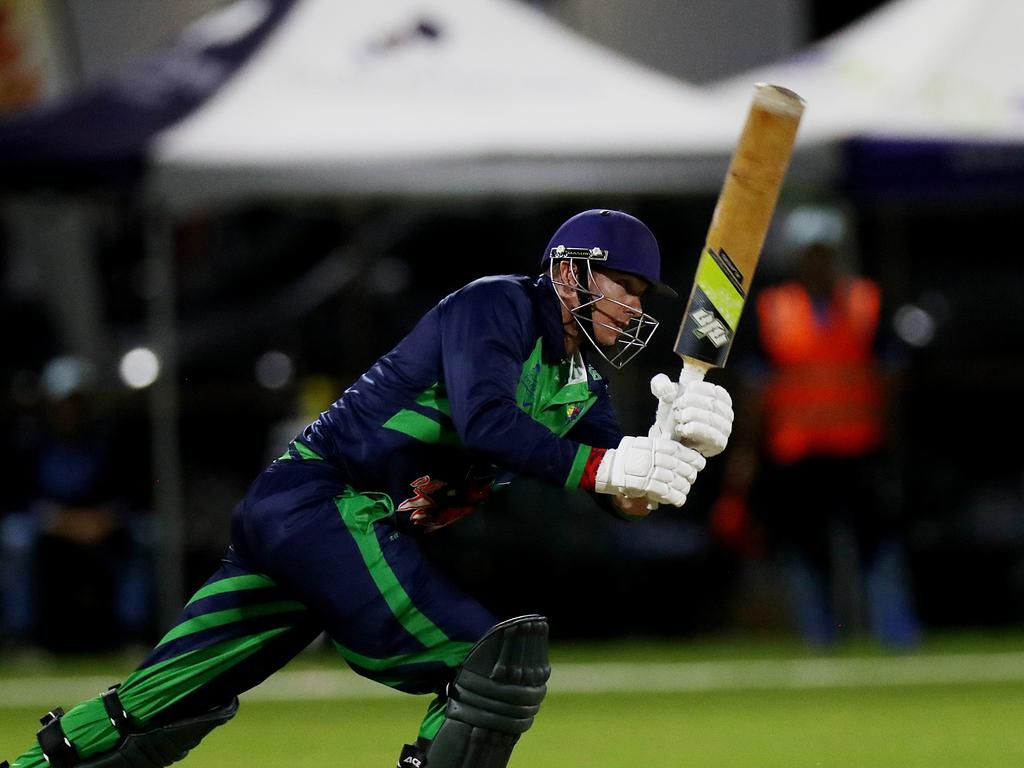 T20 Barrier Reef Big Bash: Designer First Homes Dare Devils v Halpin Hurricanes at Griffiths Park. Dare Devils' Brenton Edwards. Picture: Stewart McLean