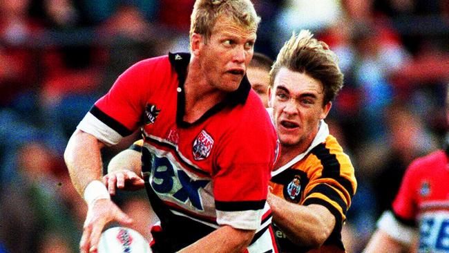 Gary Larson in action against the Tigers in 1999. They broke Bears’ supporters hearts in 1976.