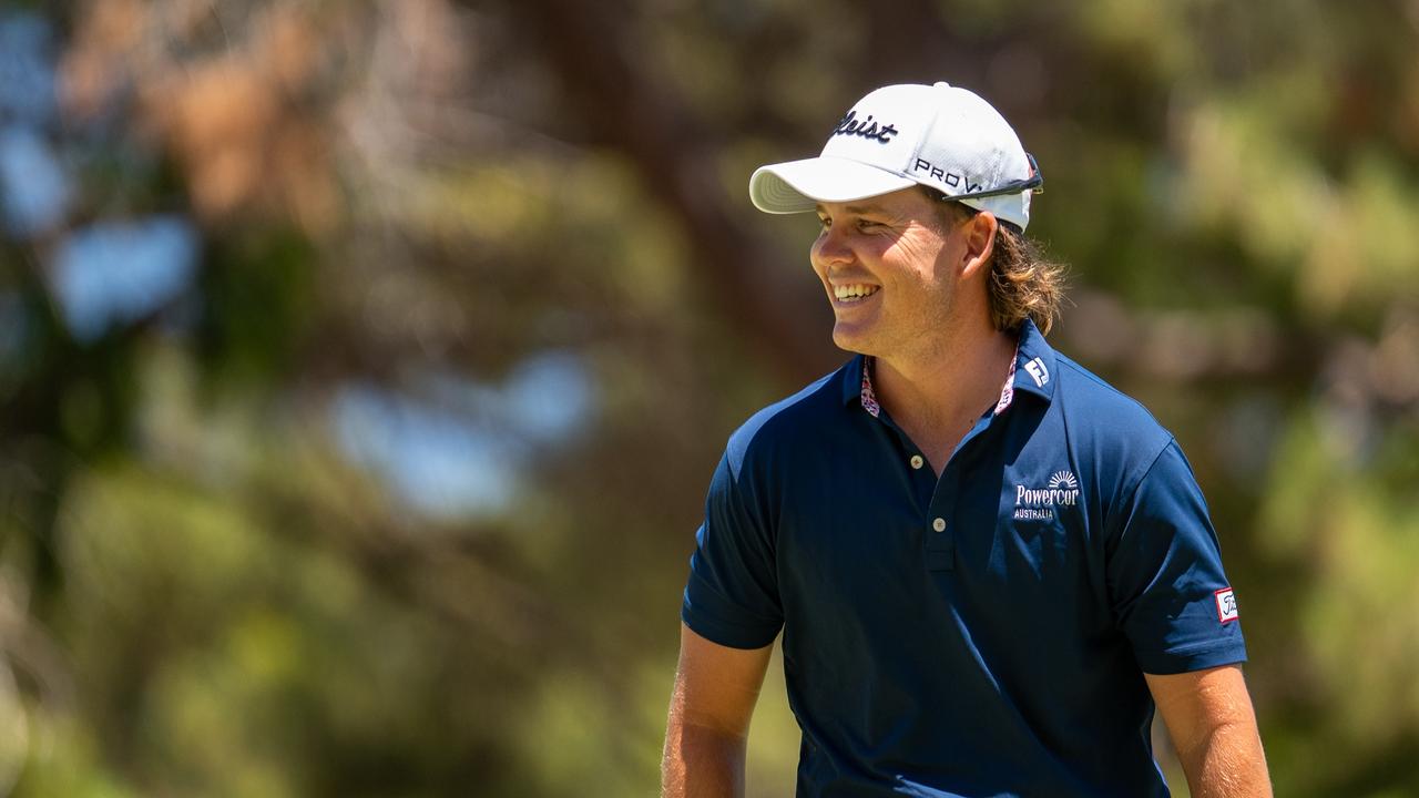 McLeod's Festive Break Pays Off: Course Record Equals at Webex Players Series