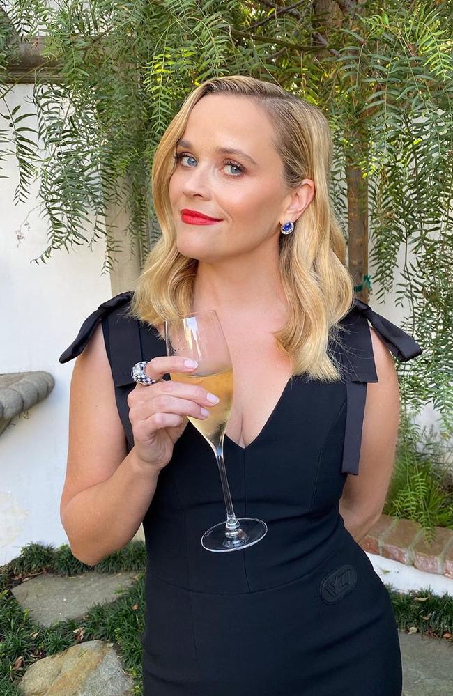 Reese Witherspoon looking like a Hollywood dream.