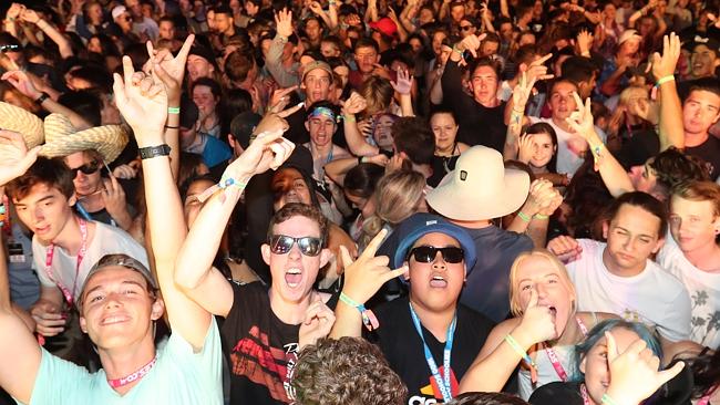 Queensland schoolies out, NSW schoolies in: The week that was | Gold ...