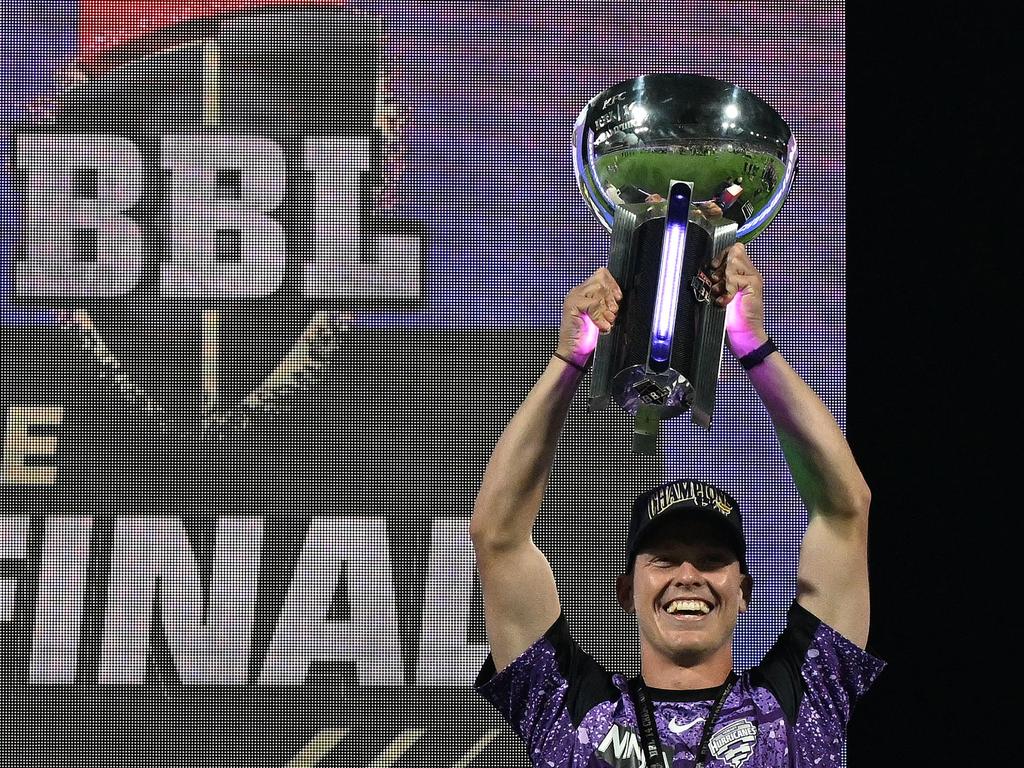 Nathan Ellis with the trophy. (Photo by Steve Bell/Getty Images)