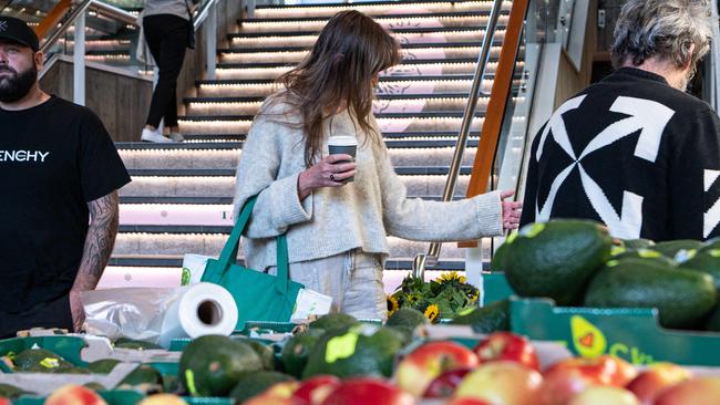 SYDNEY, AUSTRALIA - NewsWire Photos June 06, 2023: People are seen shopping in Bondi .  shopping genericsPicture: NCA NewsWire / Flavio Brancaleone