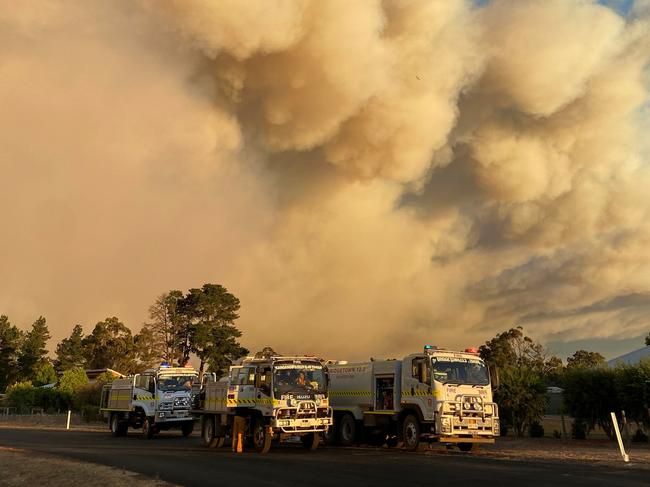 Plumes of smoke billow through the air at Bridgetown. Picture: DFES/Evan Collis