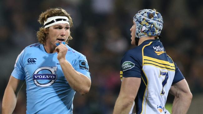 Brumbies vs Waratahs at GIO Stadium in Canberra. Waratahs Michael Hooper and Brumbies David Pocock. Pic By Kym Smith