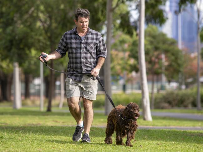 Edinburgh Gardens is one inner Melbourne’s most popular dog parks.