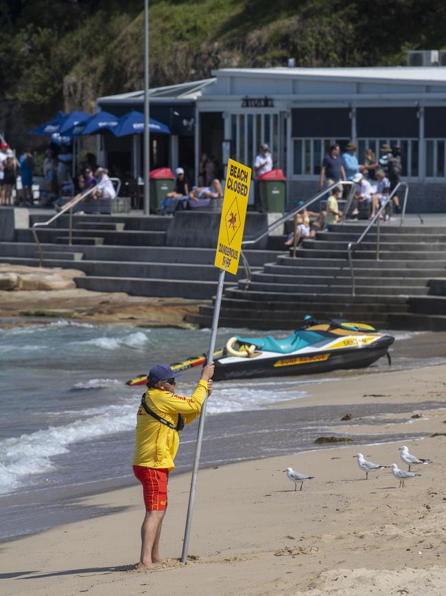 Surf lifesavers closed the beach for the remainder of Saturday. Picture: NCA NewsWire / Simon Bullard.
