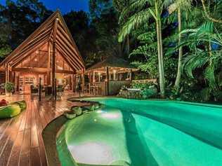 The photo of a Noosa home listed on Airbnb.