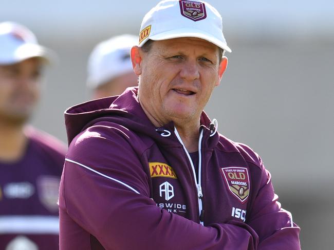 Queensland coach Kevin Walters (right) is seen during Queensland State of Origin training at Langlands Park in Brisbane, Tuesday, July 2, 2019. Queensland are preparing for the 3rd State of Origin against New South Wales to be played in Sydney on Wednesday, July 10. (AAP Image/Darren England) NO ARCHIVING