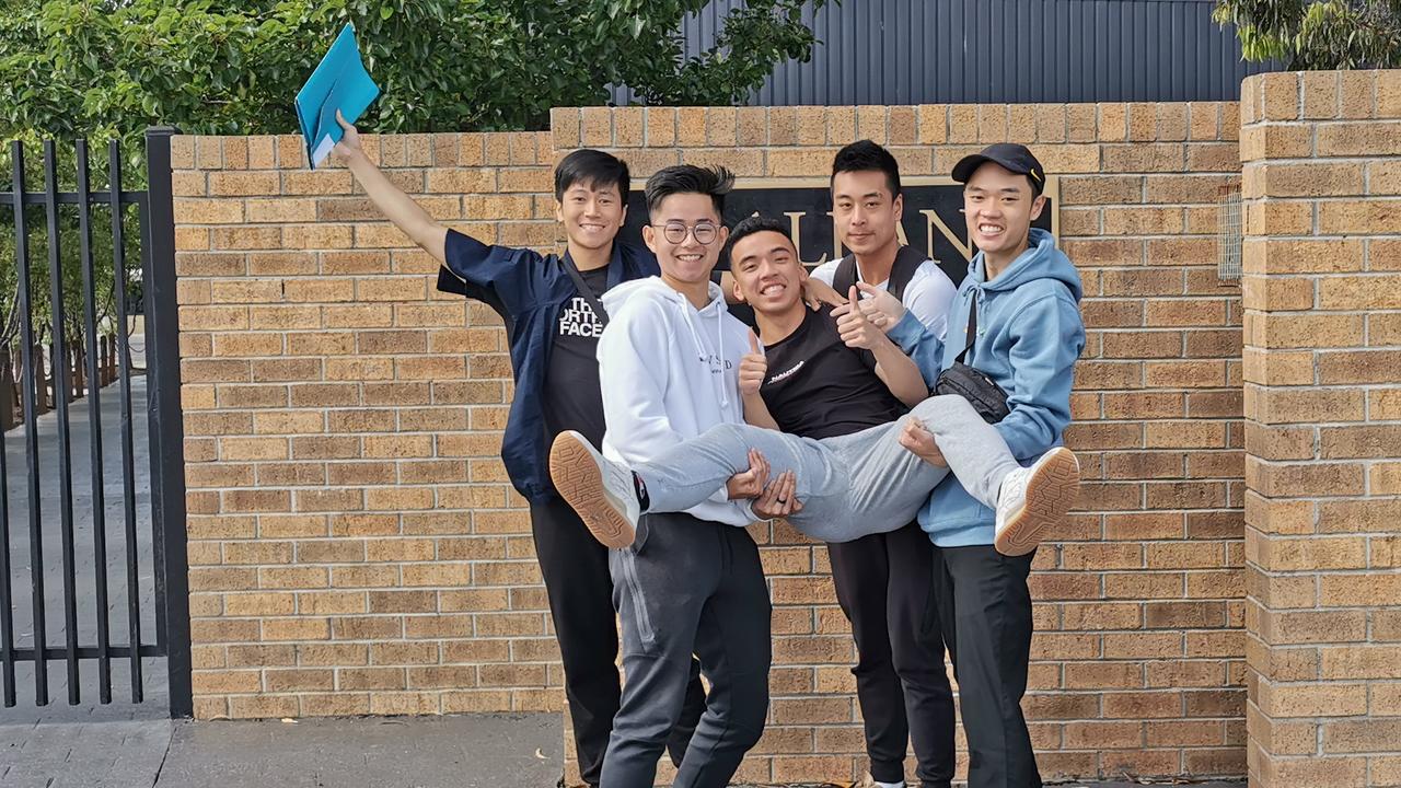 VCE results 2020: ATARs and study scores revealed to 50,000 students Sns-Brigh10