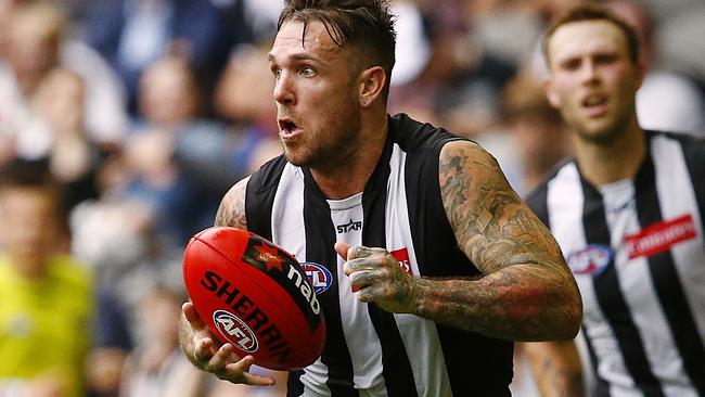 Collingwood wants champion midfielder Dane Swan to play on in 2017 despite likely season-ending injury. Picture: Wayne Ludbey