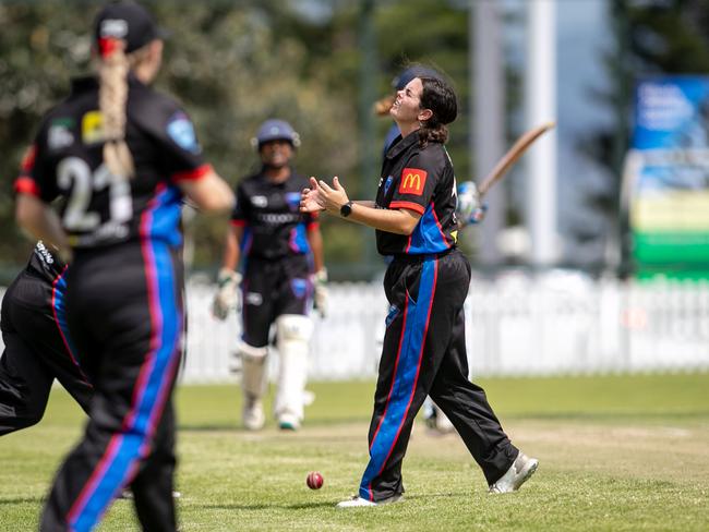 Natalia Egan spills a hot caught and bowled chance. Picture: Julian Andrews