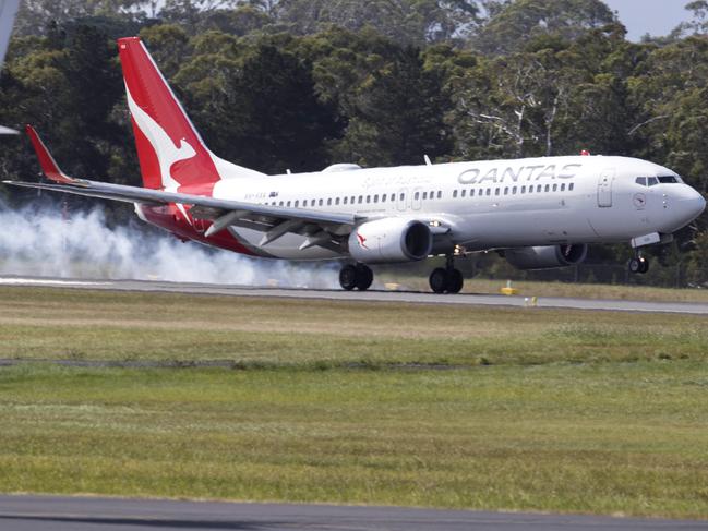 COVID vaccinations arrive at Hobart on Qantas flight QF1023. Picture:Chris Kidd