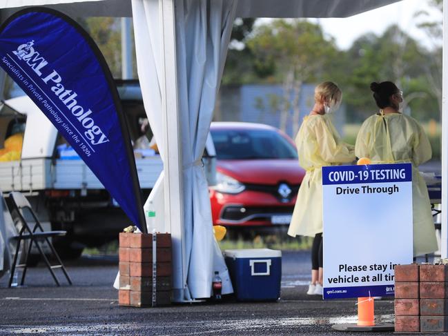 Medical staff test drivers and passengers at a pop up COVID testing site in Byron Bay. Picture: NCA NewsWire / Scott Powick