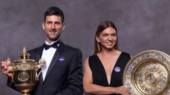 LONDON, UNITED KINGDOM - JULY 14: (EDITORIAL USE ONLY) In this handout image supplied by the All England Lawn Tennis Club, Simona Halep of Romania and Novak Djokovic of Serbia, the Ladies Singles and Gentlemens Singles champion photographed at the Champions' Dinner at The Guildhall on July 14, 2019 in London, England. (Photo by Thomas Lovelock / AELTC via Getty Images)