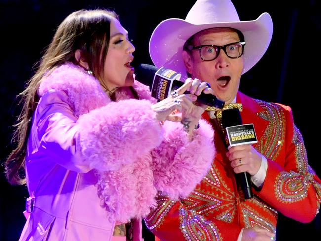 Elle King and her dad performed together at New Year's Eve Live: Nashville's Big Bash last December. Picture: Jason Davis/Getty Images