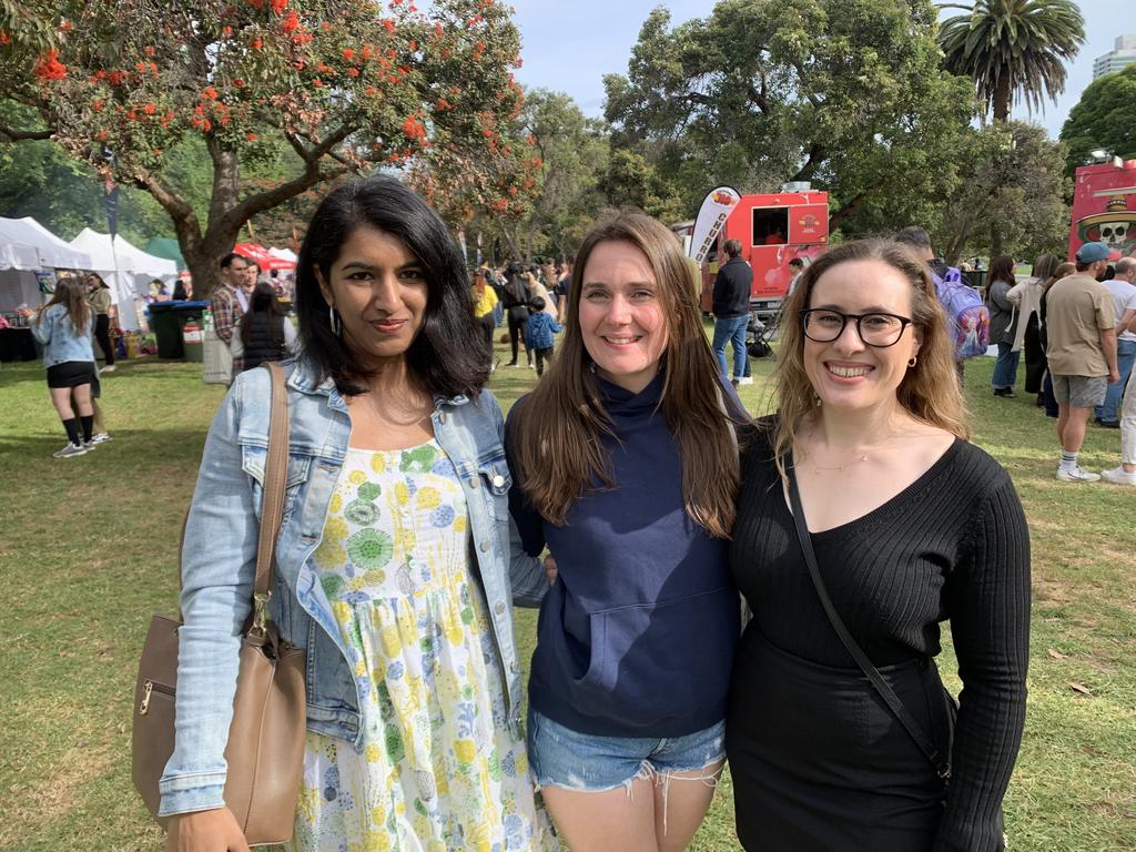 Sneha, Gwen &amp; Bianca