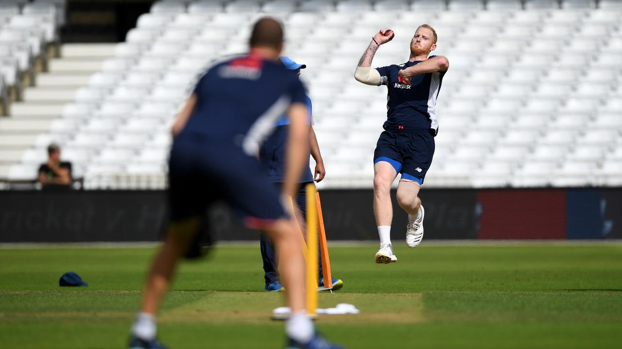 England have recalled Ben Stokes to their starting XI for the third Test against India.