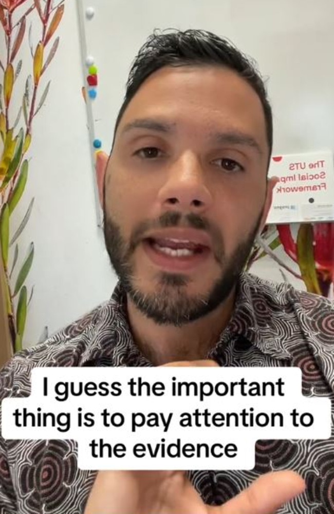 Professor Hill made an informative reply to Vanessa's clip. Picture: TikTok / Braden Hill