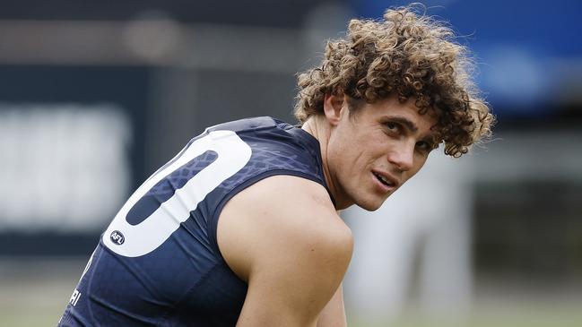 NCA. MELBOURNE, AUSTRALIA. August 31,   2024. AFL . Carlton training at Princes Park. Charlie Curnow of the Blues wore a brace on his ankle during todays training session   . Pic: Michael Klein