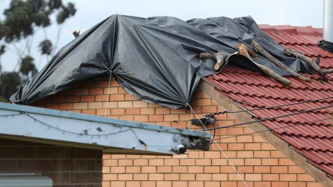 Part of a roof in Diamond St was damaged. Picture: Tait Schmaal.