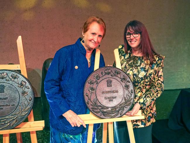 The late Sir Bruce Small honoured as a Queensland Great. Pictured is Dr Anne Small and Sir Bruce's official biographer Rachel Syers. Picture: Luke Sorenson.