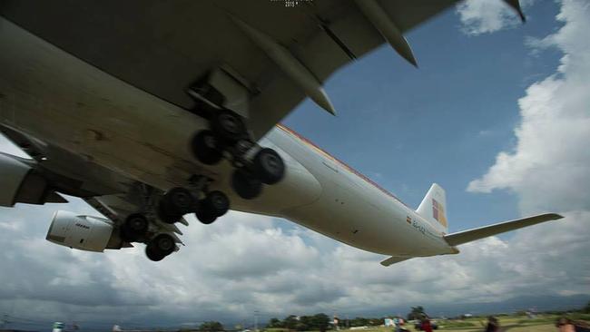 Close call landing in Iberia San Jose. Picture: MROC/SJO/Aeropuerto Internacional Juan Santamaría Facebook page.