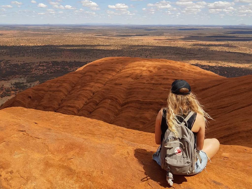 German expat Lara — who is living with a host family in Melbourne — spent five days at Uluru.