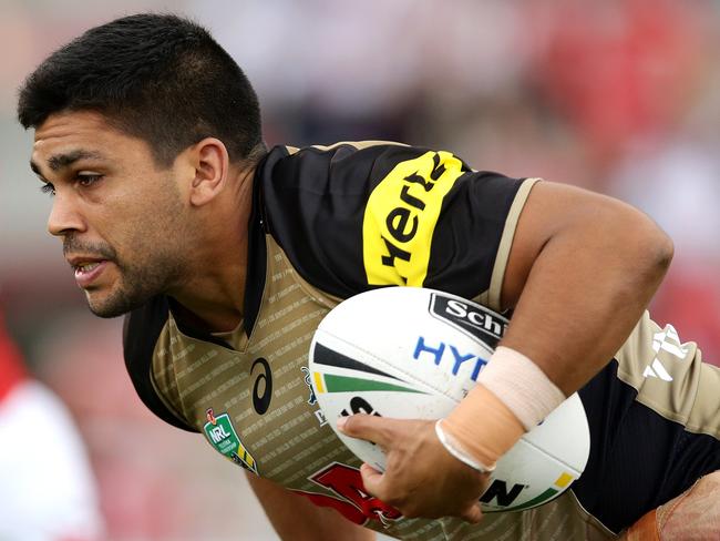 Panther's Tyrone Peachey during the Round 4 NRL game between the St George Illawarra Dragons and the Penrith Panthers at WIN Stadium , Wollongong .Picture Gregg Porteous