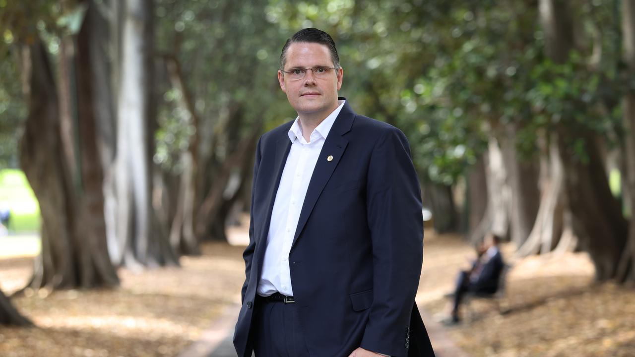 Newbury rips off Howard slogan as he sells plan to repair ‘rundown’ state