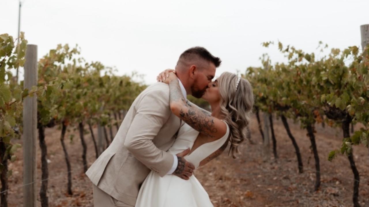 Gastro, missing ring, dress ruined: Bride’s wedding day shocker