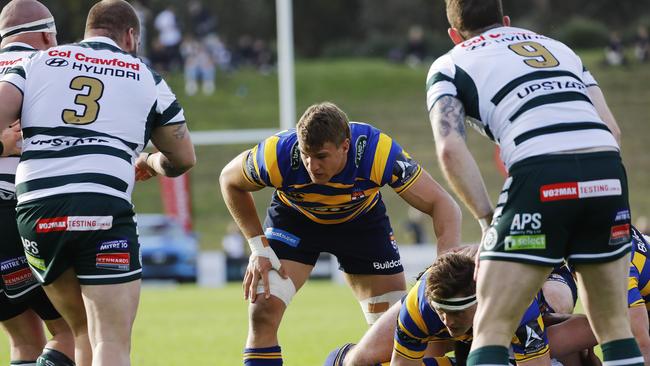 Sydney Uni’s Nick Champion de Crespigny in action against Warringah.