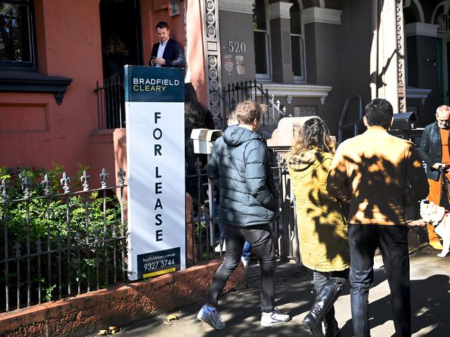 SYDNEY, AUSTRALIA - NewsWire Photos,June 4, 2022: Sydney-siders view properties in Surry Hills for rent as prospective tenants are having difficulties securing rental properties.Crown Street, Surry Hills Picture: NCA NewsWire / Jeremy Piper