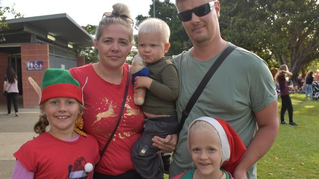 Ruby, Zara, Harry, Jesse and Daryl Kuronen at Christmas in the Park 2022.