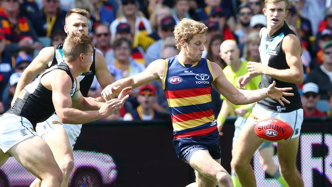 Rory Sloane drives the Crows forward. Picture: Sarah Reed.