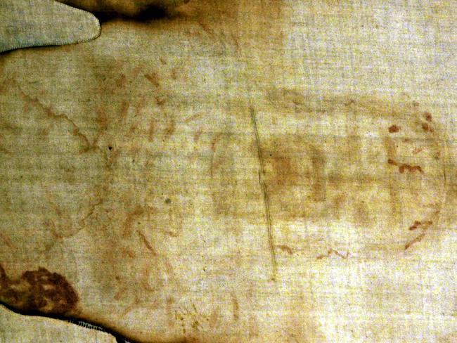 Shroud Of Turin Stained With Blood Of Torture Victim New Study Claims Daily Telegraph