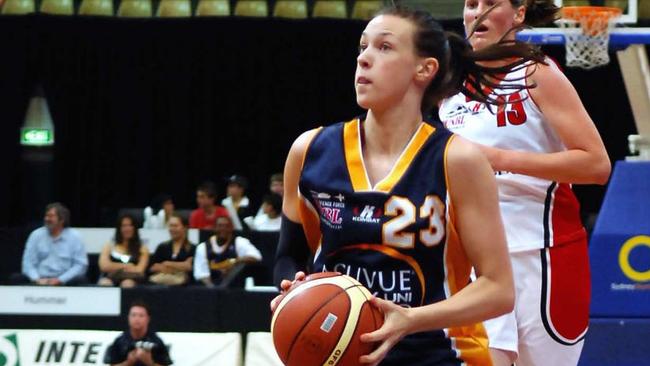 Erin Todd’s WNBL career spanned 10 years with Dandenong, Adelaide and the Sydney Flames.