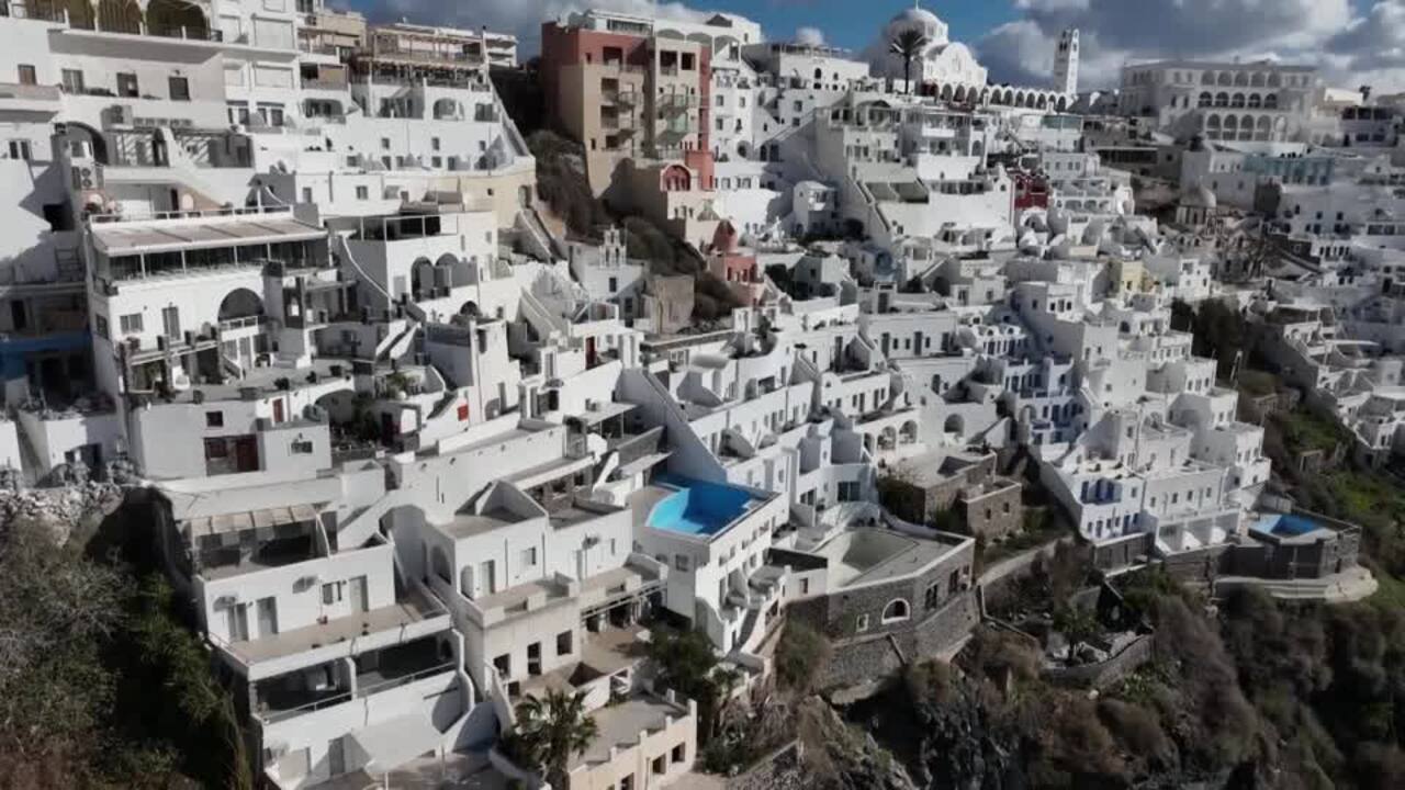 Week of tremors exposes dangers of Santorini's construction boom