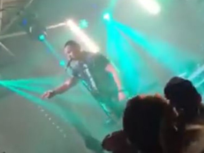 Shannon Noll demanded the man join him on stage. Picture: Facebook