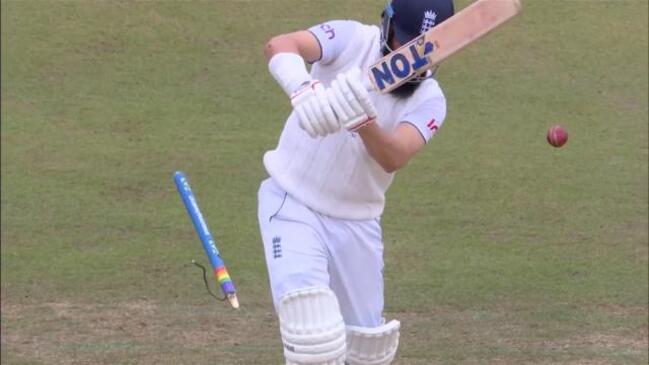 Starc strikes early!: Bowls Ali on day 4