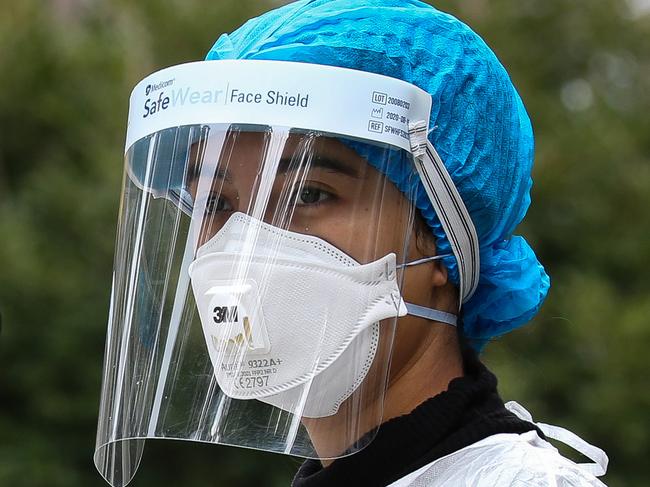 SYDNEY, AUSTRALIA - NewsWire Photos, AUGUST, 28, 2021: Nurses are seen working at the Covid-19 drive through testing site at Killara as we remain in lockdown in Sydney. Picture: NCA NewsWire/ Gaye Gerard