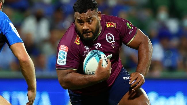 PERTH, AUSTRALIA - MARCH 04: Taniela Tupou of the Reds runs the ball during the round three Super Rugby Pacific match between the Western Force and the Queensland Reds at HBF Park on March 04, 2022 in Perth, Australia. (Photo by Paul Kane/Getty Images)