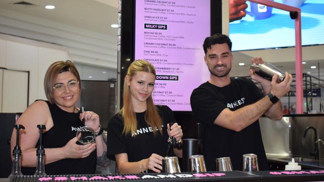 Annee’s Caphê Sua Da, Australia’s first free standing Vietnamese iced coffee bar, opened in Stockland Rockhampton will celebrate the brand new store at its official grand opening on Friday.